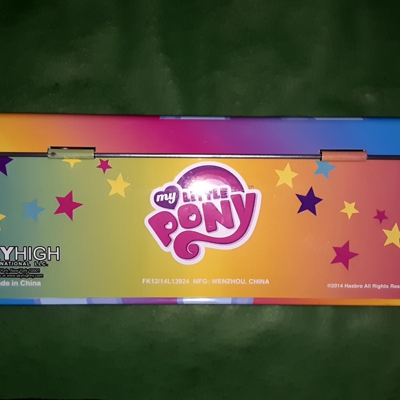 My Little Pony collectable tin - Picture 4 of 5